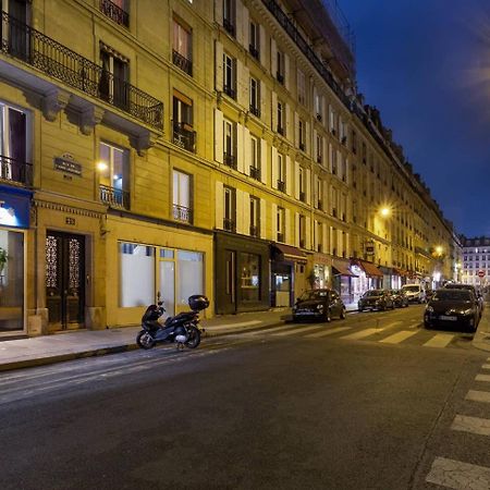 Studio 4 personnes avec Mezzanine à Montparnasse-Saint Germain Parigi Esterno foto