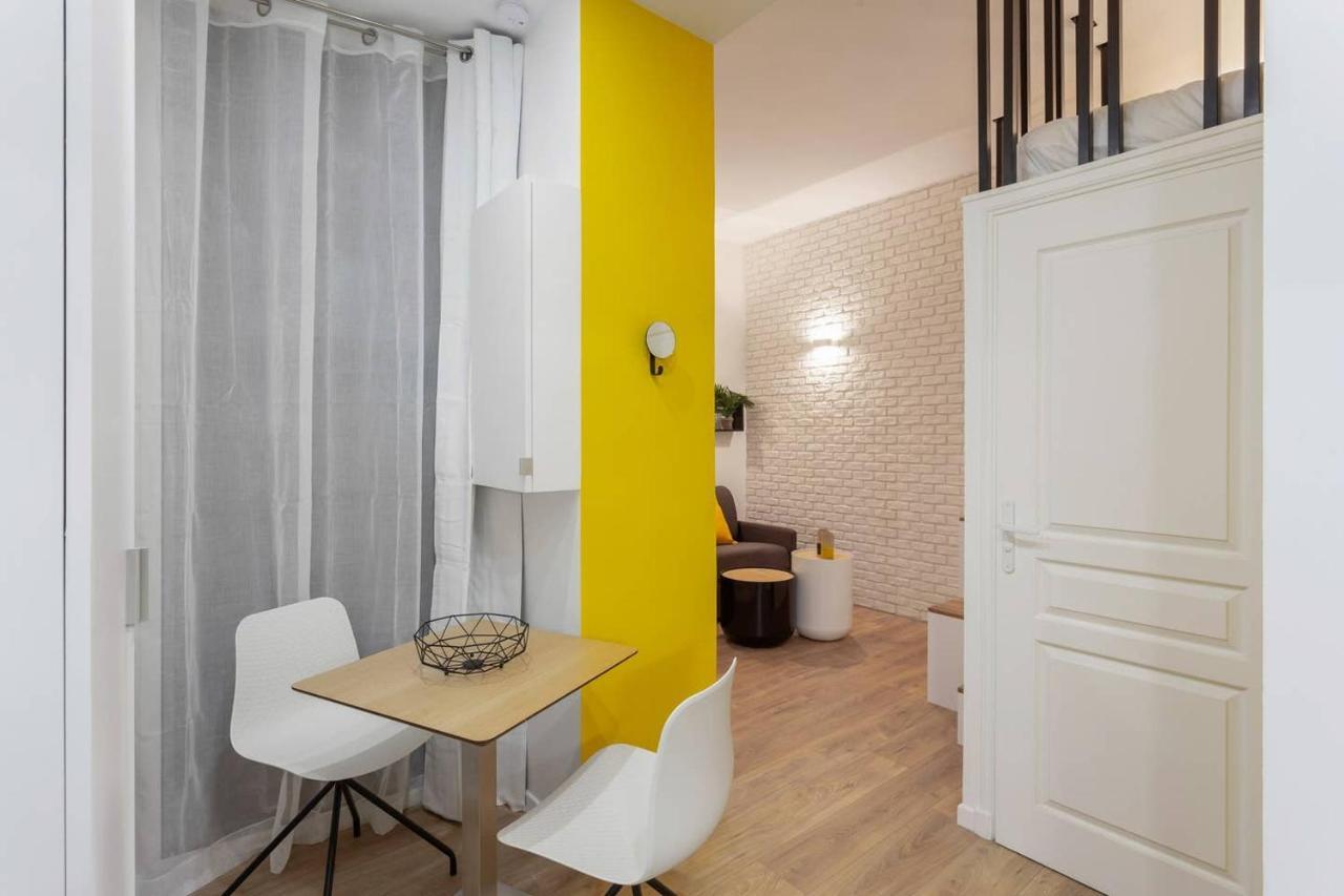 Studio 4 personnes avec Mezzanine à Montparnasse-Saint Germain Parigi Esterno foto