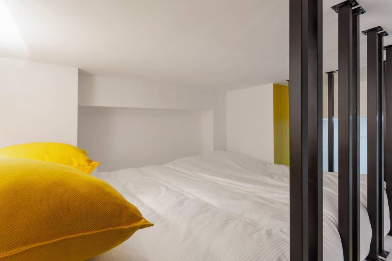 Studio 4 personnes avec Mezzanine à Montparnasse-Saint Germain Parigi Esterno foto