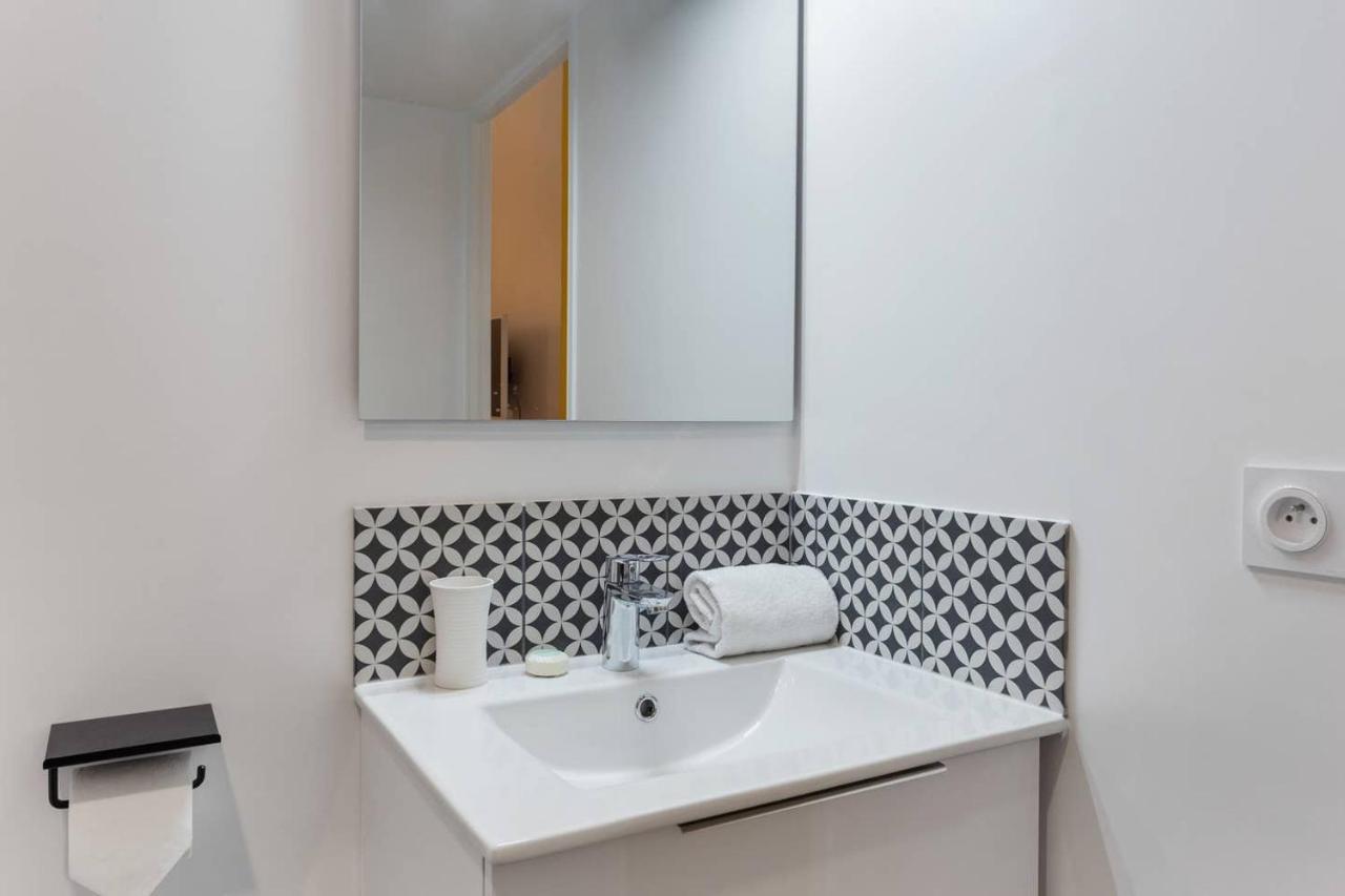Studio 4 personnes avec Mezzanine à Montparnasse-Saint Germain Parigi Esterno foto