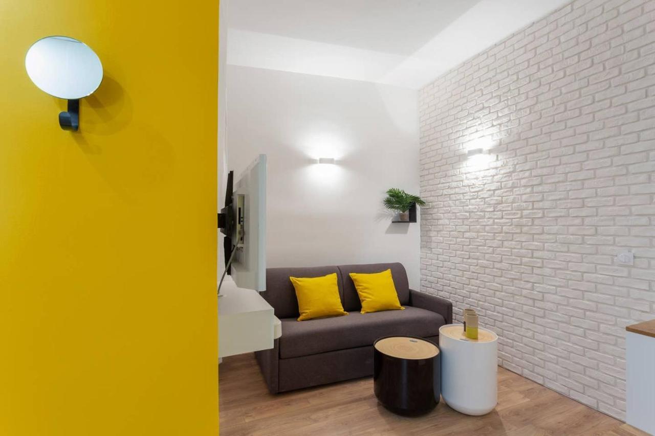 Studio 4 personnes avec Mezzanine à Montparnasse-Saint Germain Parigi Esterno foto